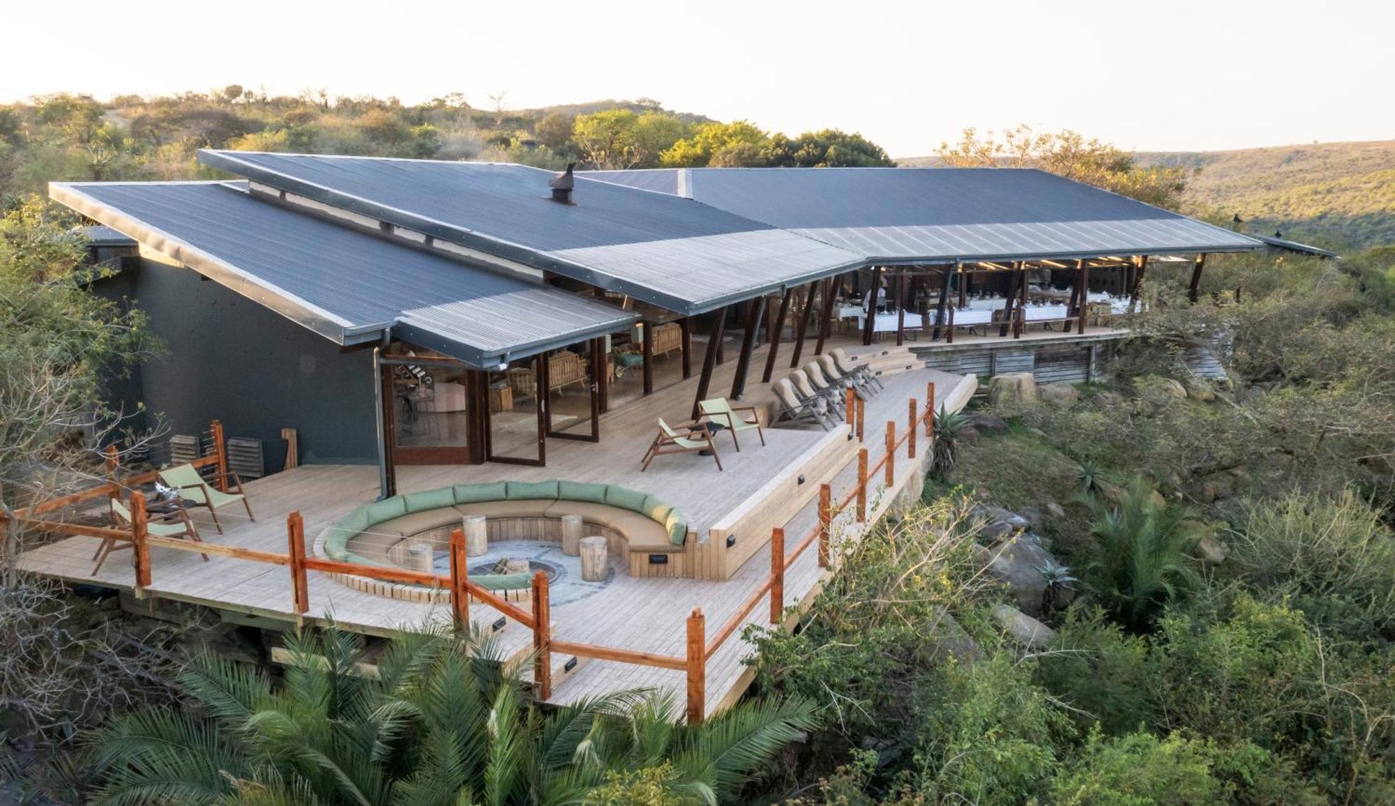 Rhino Ridge Safari Lodge KwaNompondo Dış mekan fotoğraf